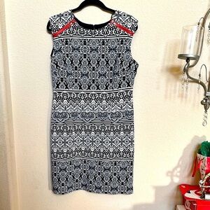 Karin Stevens Black and White Sleeveless Sheath Dress